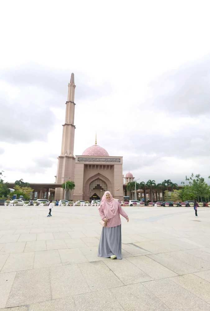 GIF uploaded by 🌸Ezza🌸