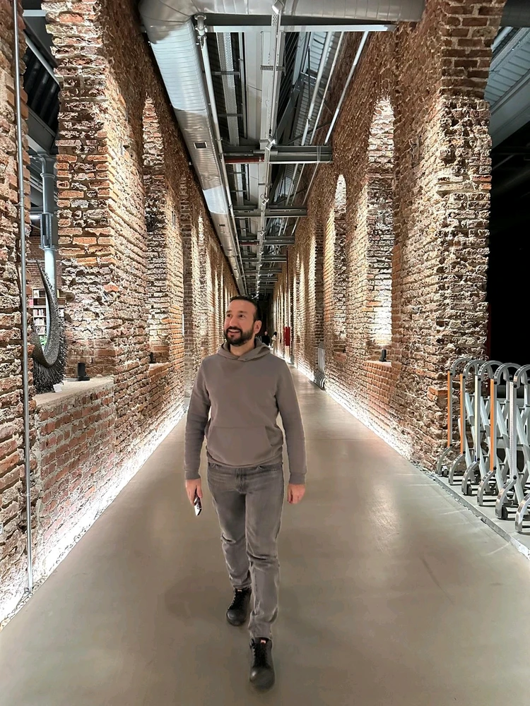 Tugsah tarafından yüklenen GIF