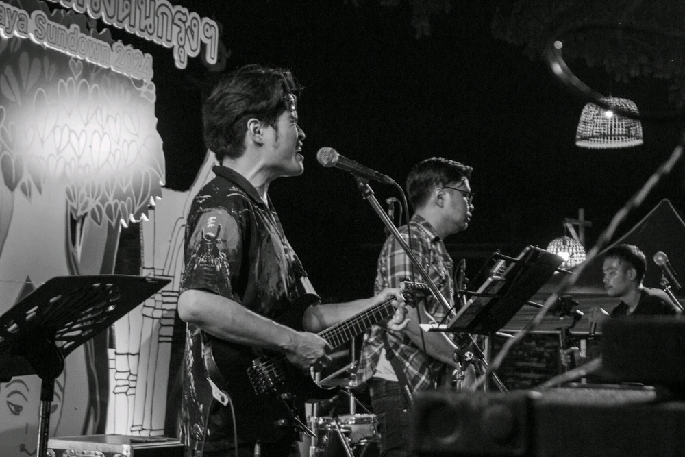 รูปที่อัพโหลดโดย ไฟว์