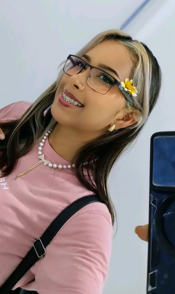 GIF uploaded by Nau