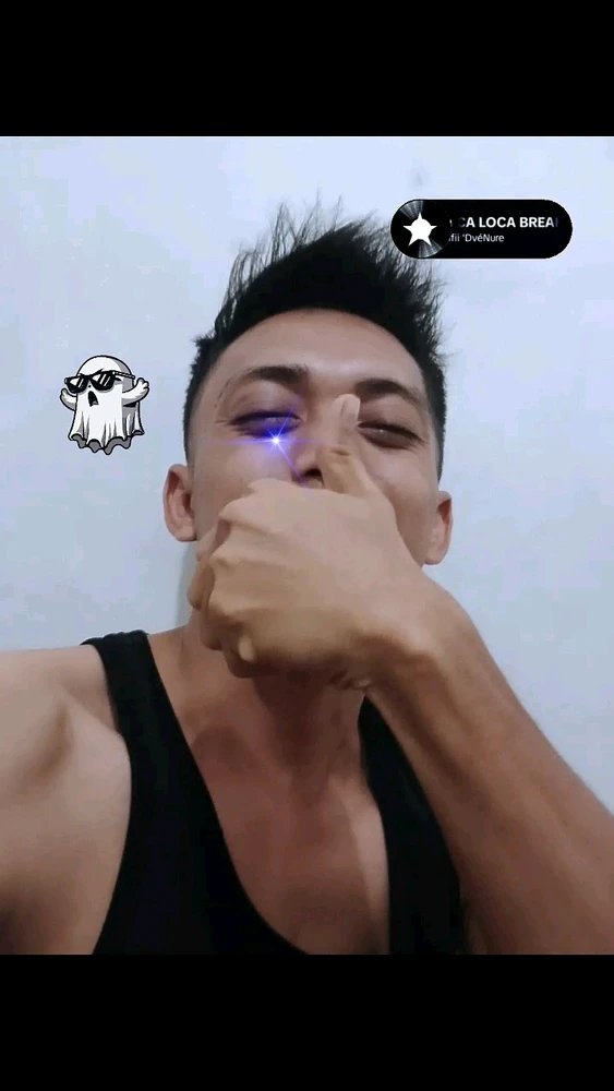 GIF diunggah oleh SanZ