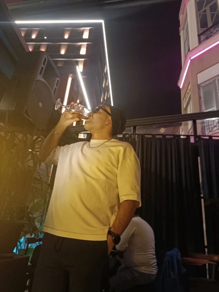 lLosTl tarafından yüklenen GIF