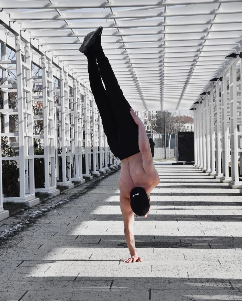 GIF diunggah dening Roman