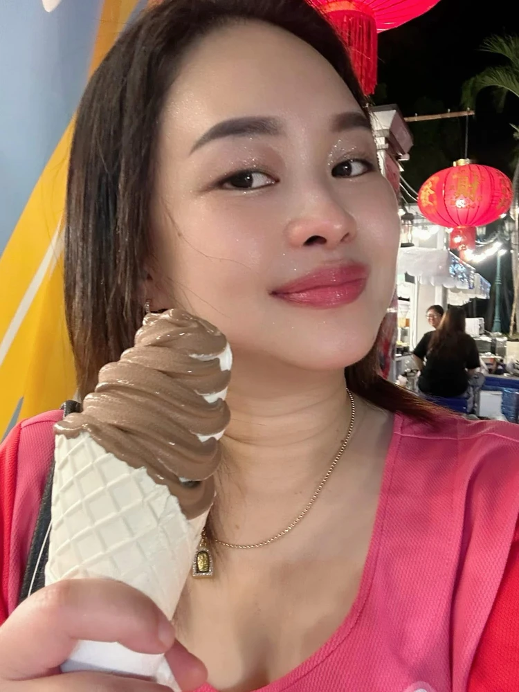 I-upload ni Kukkik ang larawan