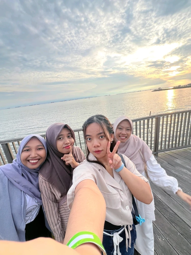 Image uploaded by Indah
