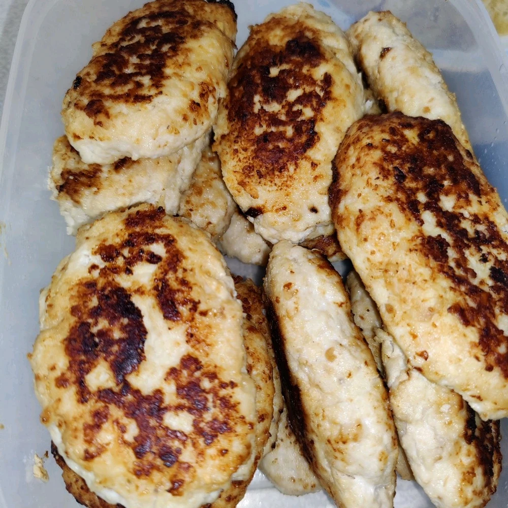 GIF загрузил Ana