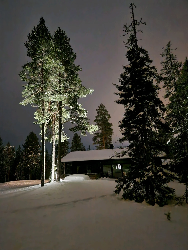 GIF uploaded by Aurora