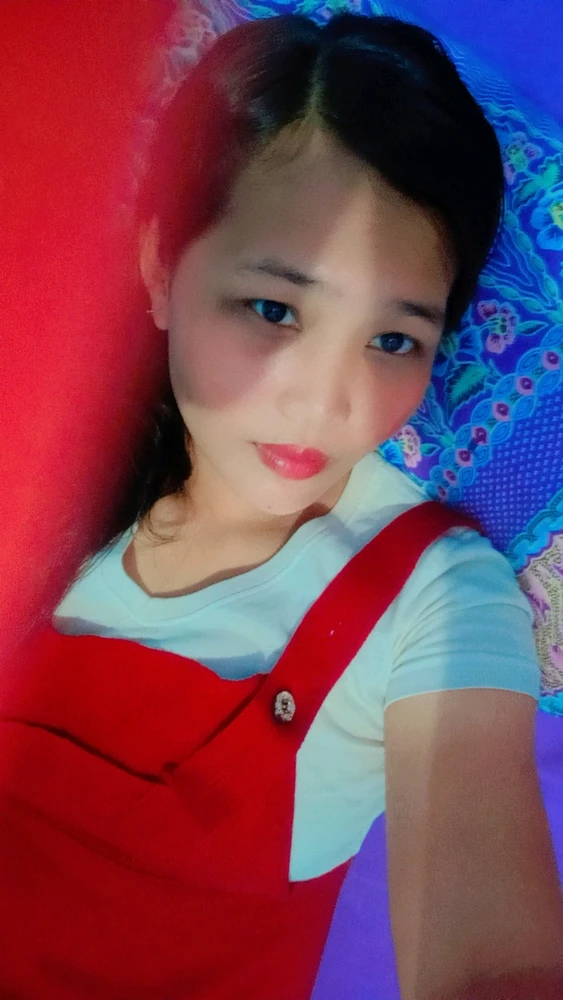 GIF diunggah oleh Nay