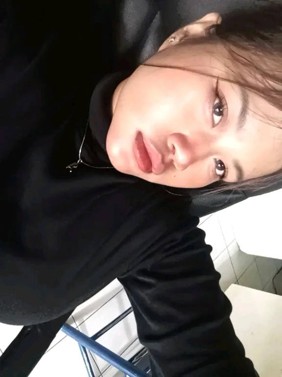 GIF diunggah oleh Syaa_