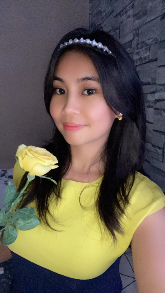 GIF uploaded by Cheska