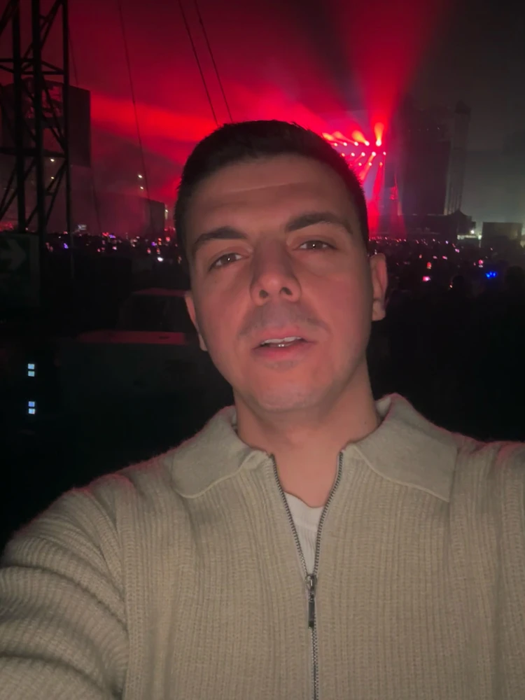 GIF caricata da Mostafa