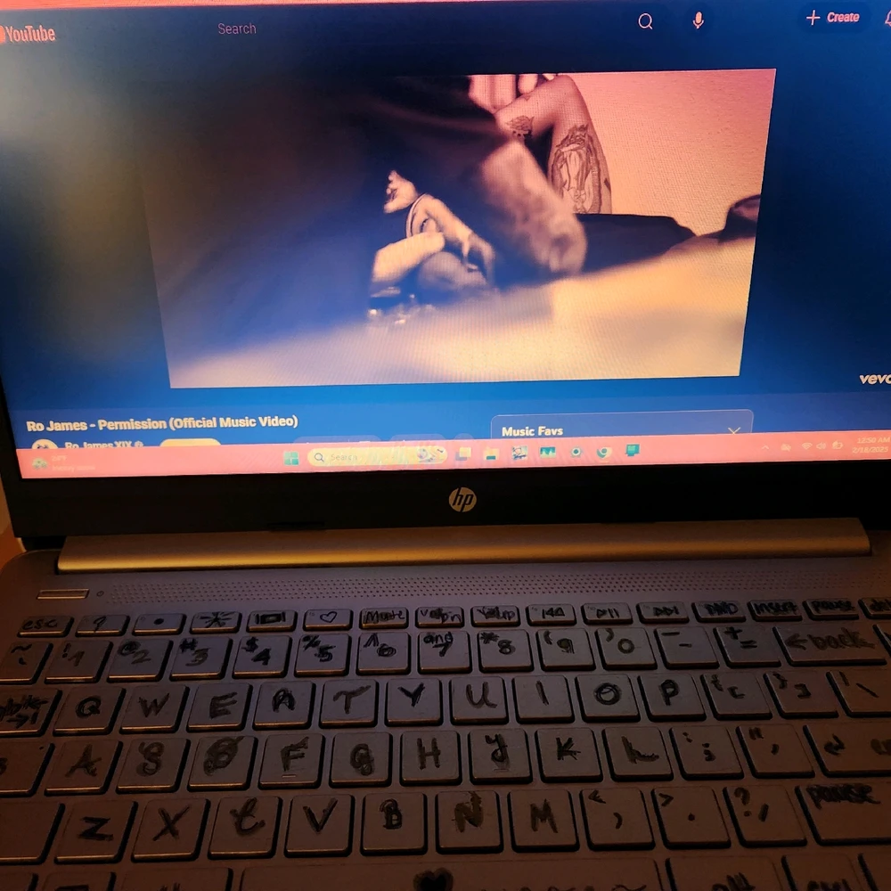 GIF uploaded by Doll♡