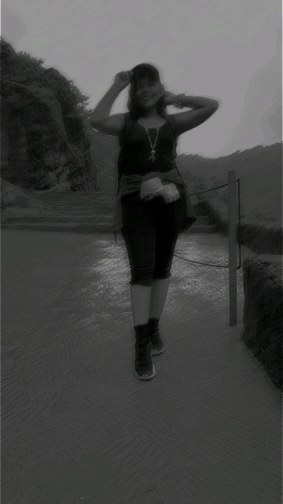 GIF uploaded by Crazy girl