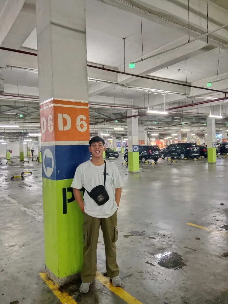 GIF diunggah oleh Zidane