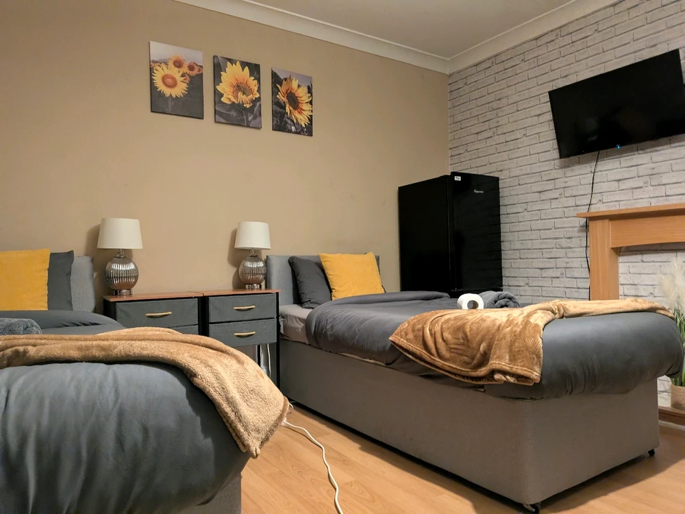 Gambar diunggah dening Misha Cunningham