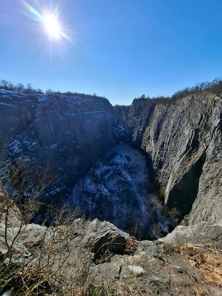 Obrázek nahrál Nora