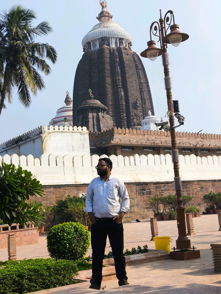 GIF uploaded by ROSHAN