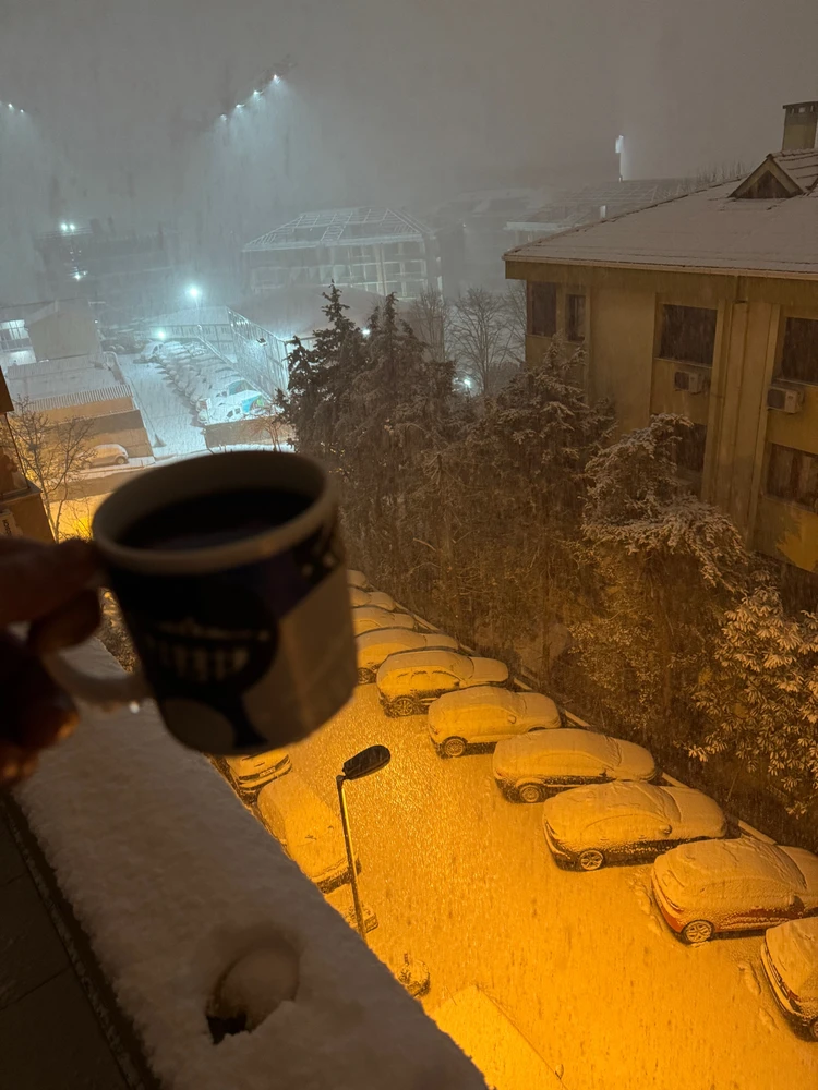 Engin tarafından yüklenen GIF