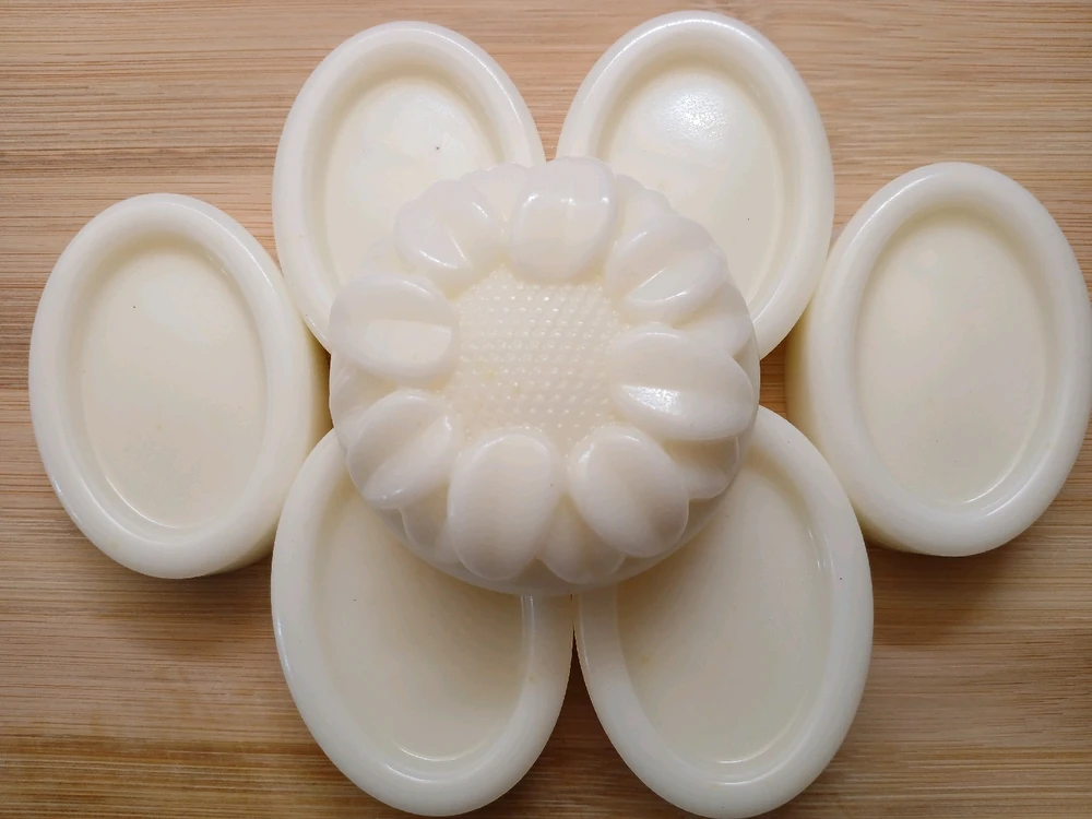 GIF uploaded by Jessa