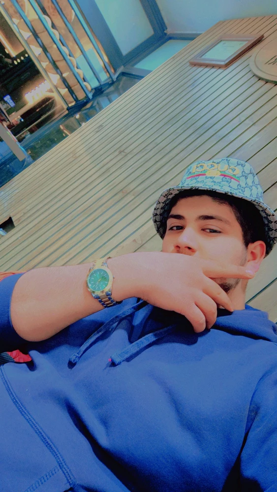 GIF uploaded by Hüseyin