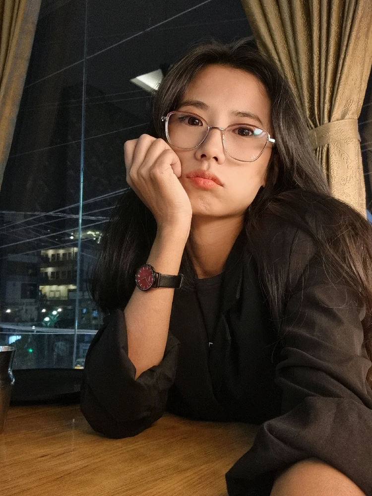 GIF uploaded by Gem san's