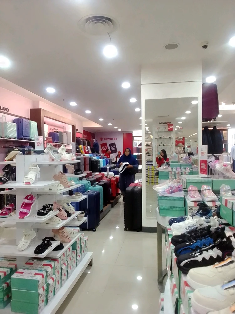 GIF diunggah oleh arrmelannyy