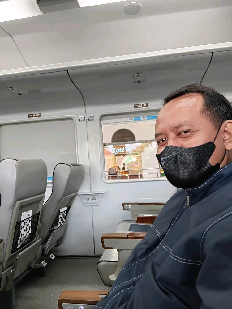 GIF diunggah oleh Indra atep