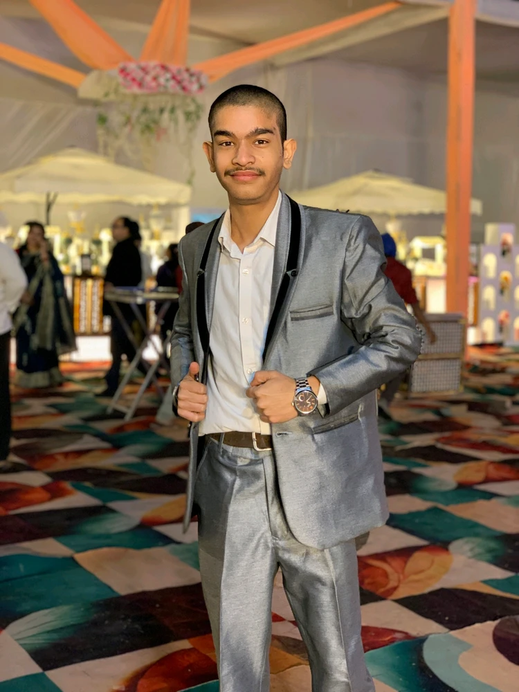 GIF diunggah dening Nakul varshney