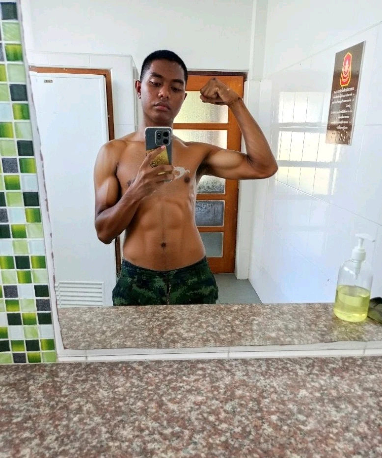 รูปที่อัพโหลดโดย Joey