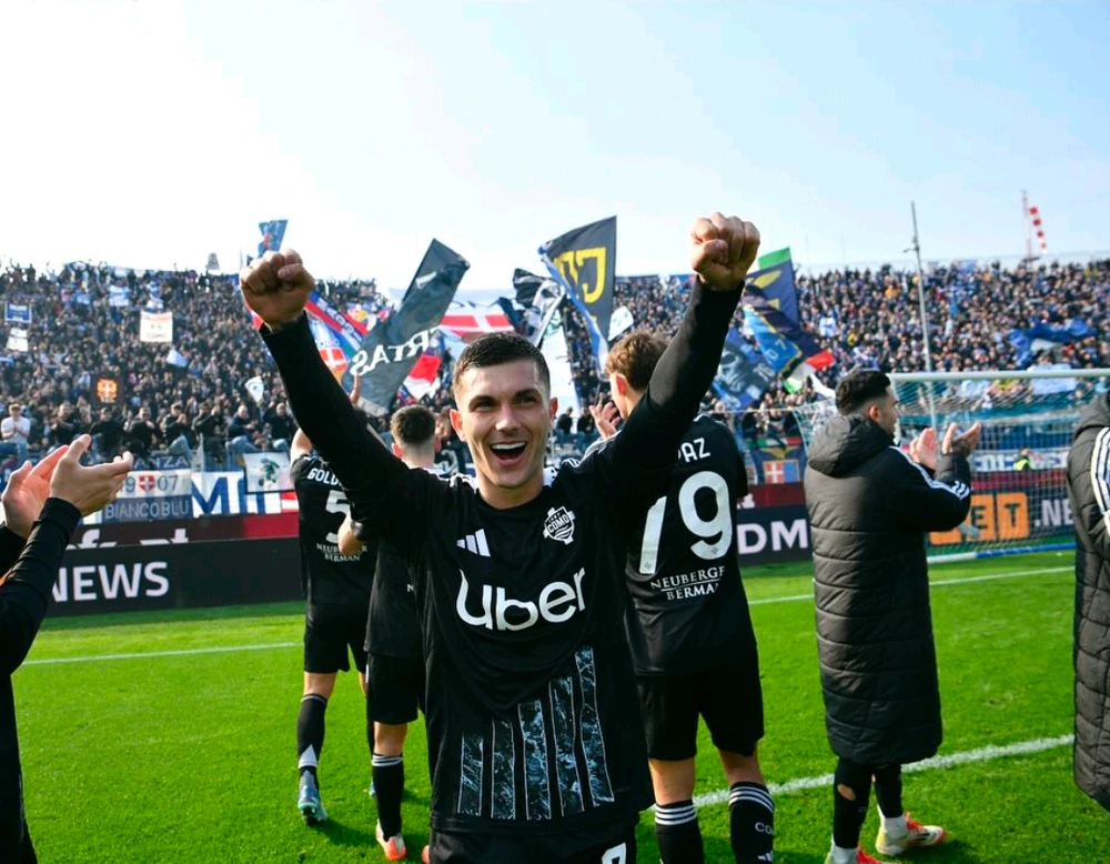 GIF caricata da Yari