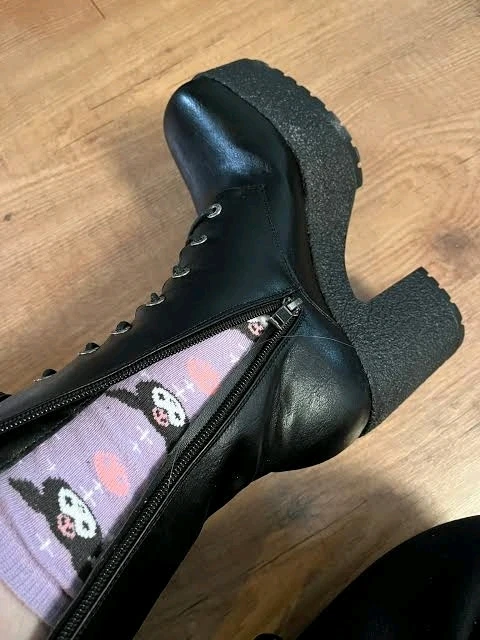 GIF uploaded by 𝓢𝓮𝓻𝓮𝓷 • 𝓢𝓮𝓻𝓮𝓷𝓭𝓲𝓹𝓲𝓽𝔂