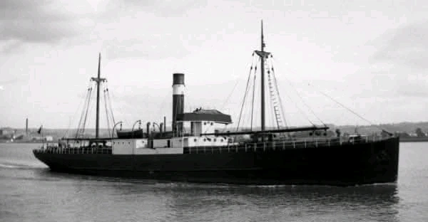 GIF uploaded by Erik Thackrey