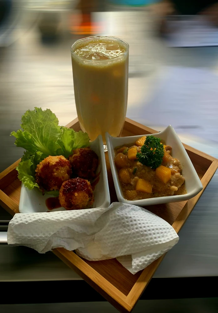 Image uploaded by Ely