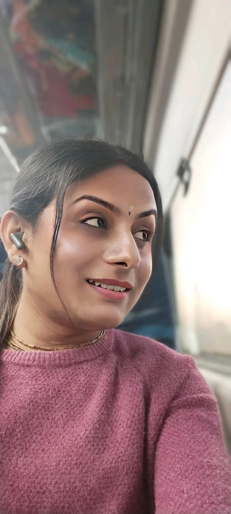 GIF Supriya goswami tarapyndan ýüklenen