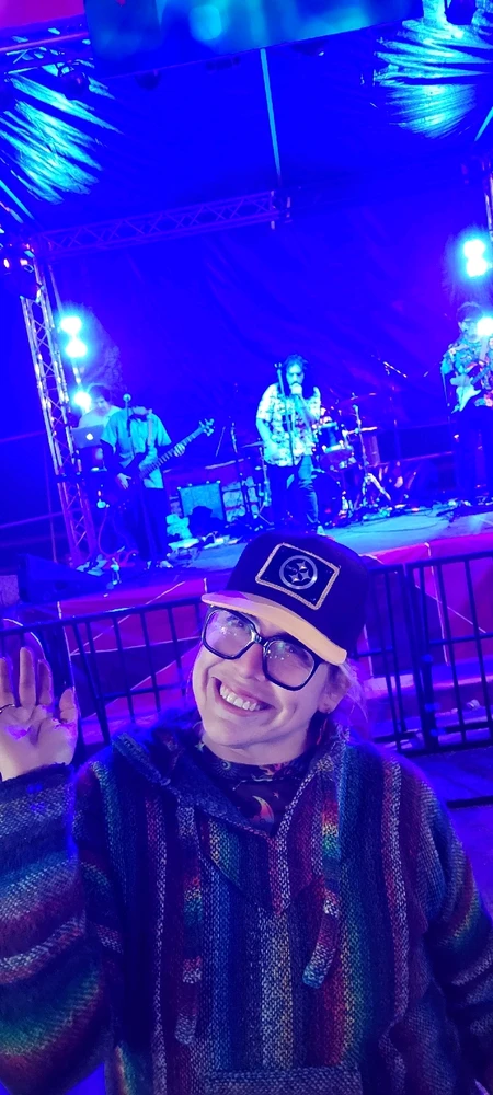 GIF nahrál Irene