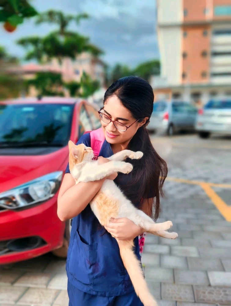 GIF na in-upload ni Dr.Jeetika jha