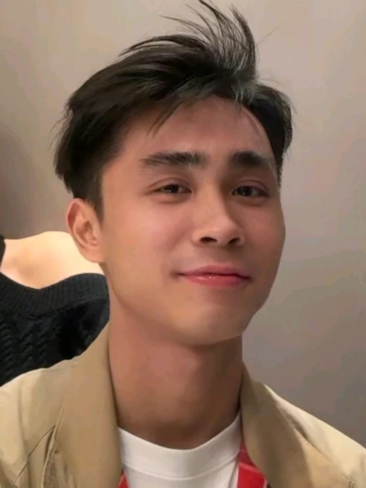 Chtoer 上傳的 GIF