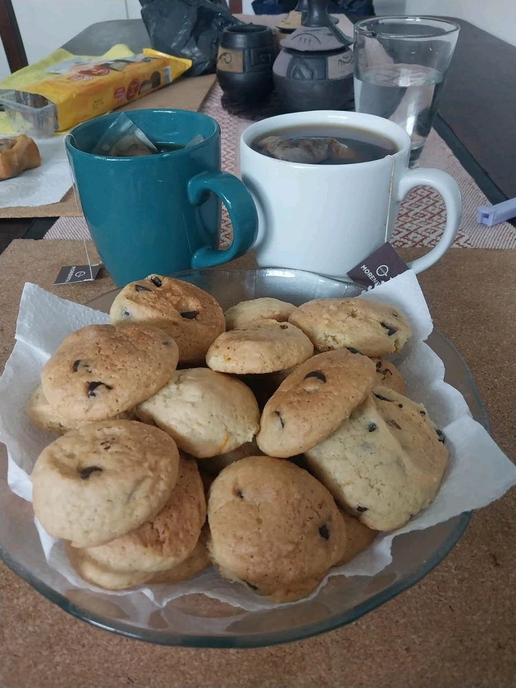 Lo único que me hace sentir mejor, hornear!
(Que no se noté que quiero que patrocine off jajajaja, hay una banda de mosquitos😆)