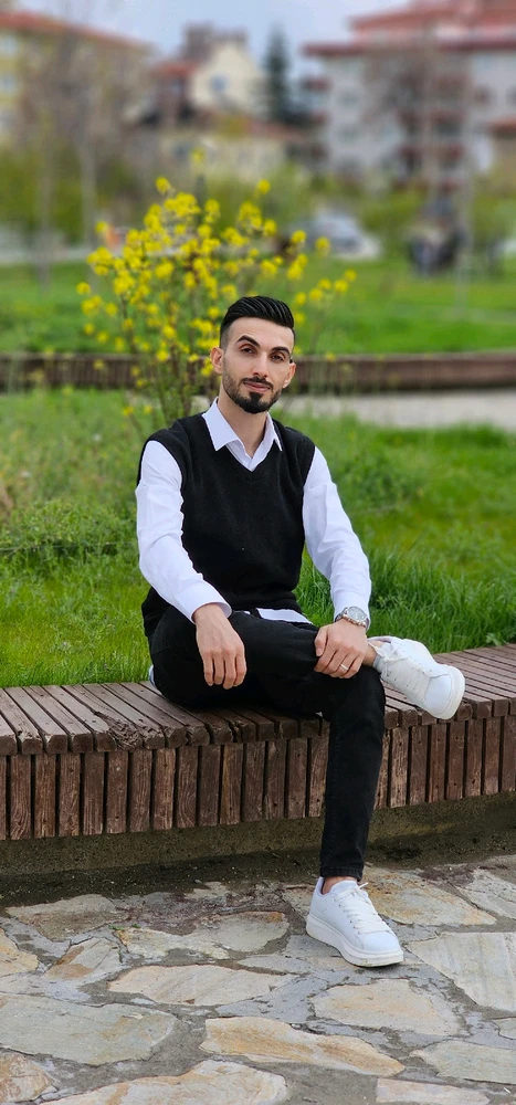 GIF رفعها Mikail