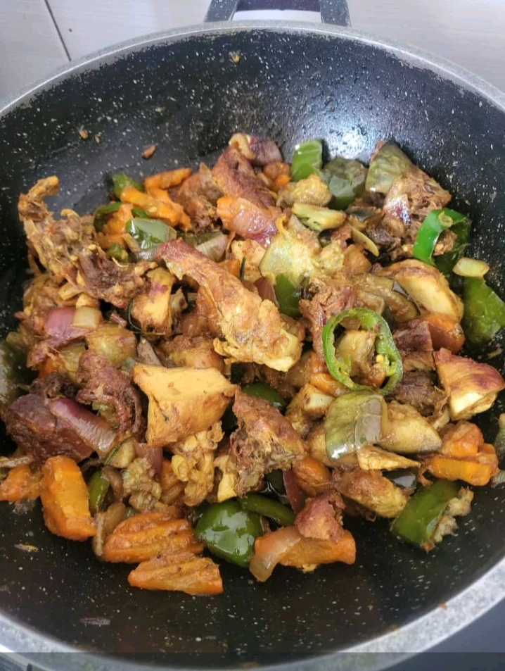 GIF uploaded by Maane