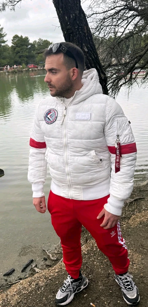 GIF ανέβηκε από Κωνσταντίνος