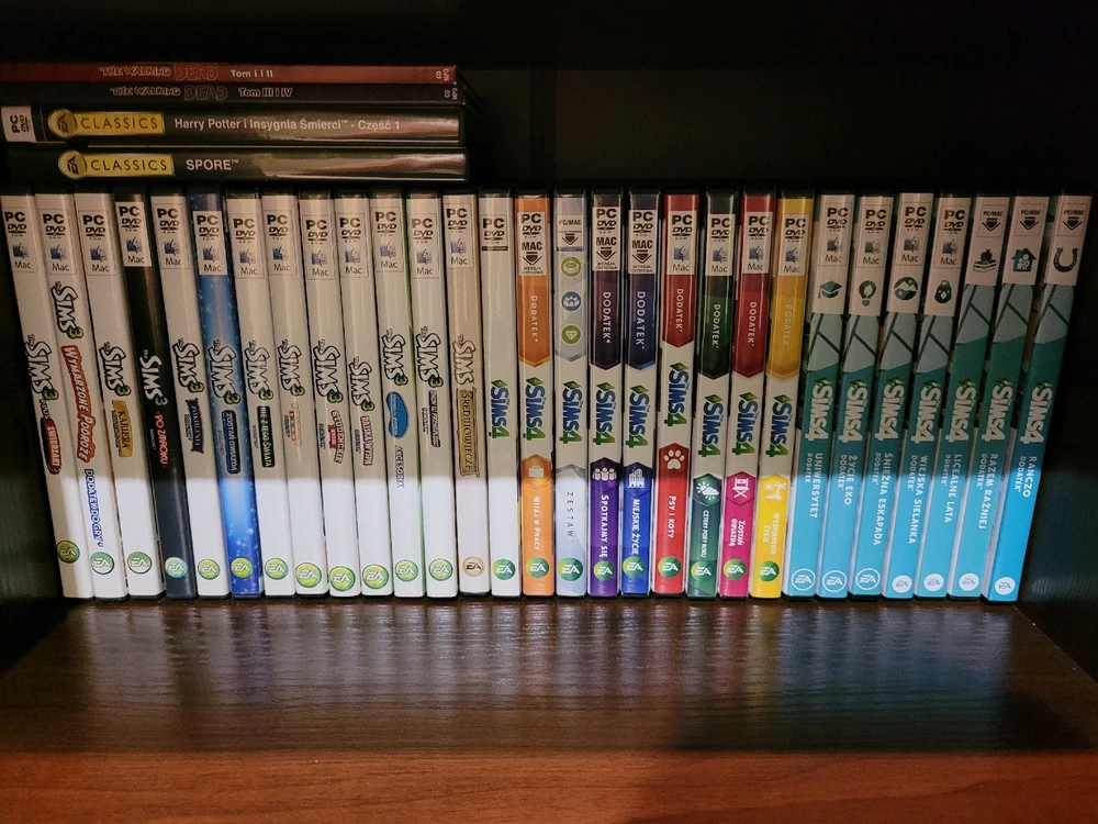 GIF uploaded by Aurelia