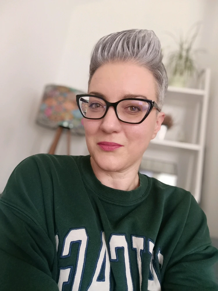 GIF diunggah dening Astharea