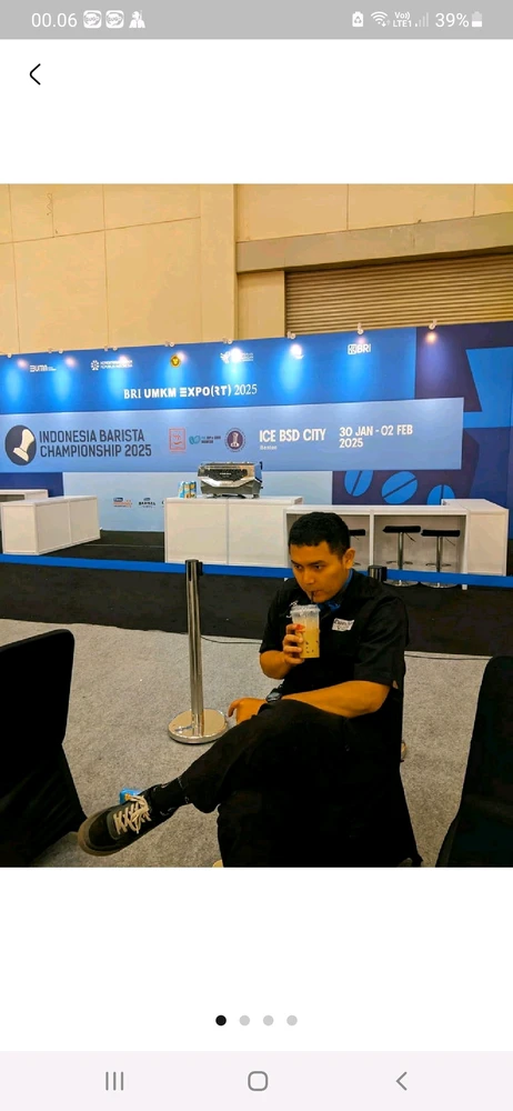 GIF diunggah oleh Putra Adhyaksa