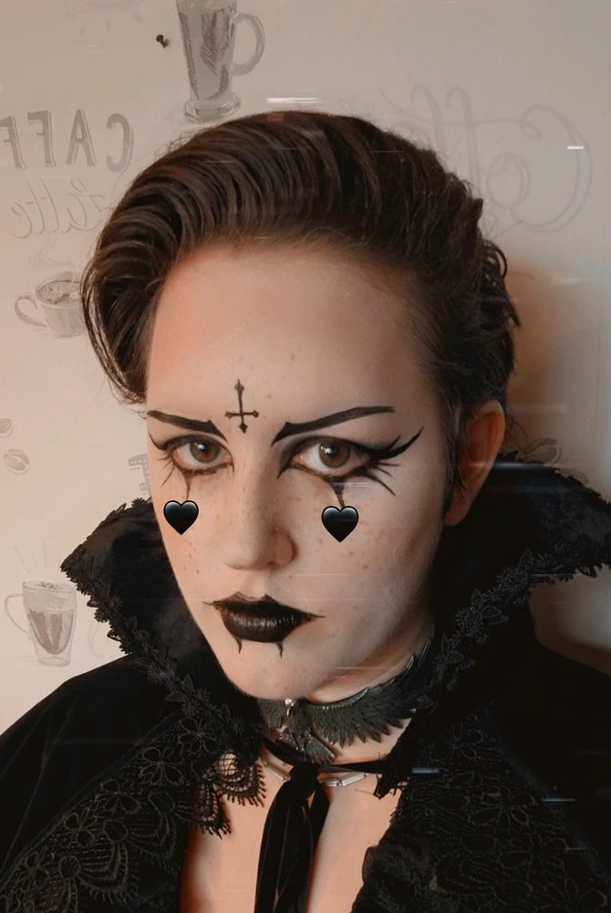 GIF uploaded by Sissi