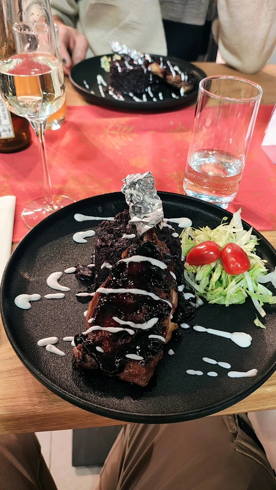 Iamii π€€π€€