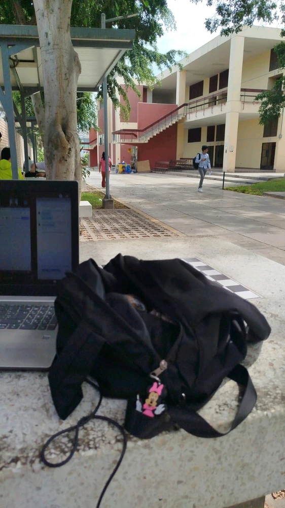 GIF uploaded by Naomi