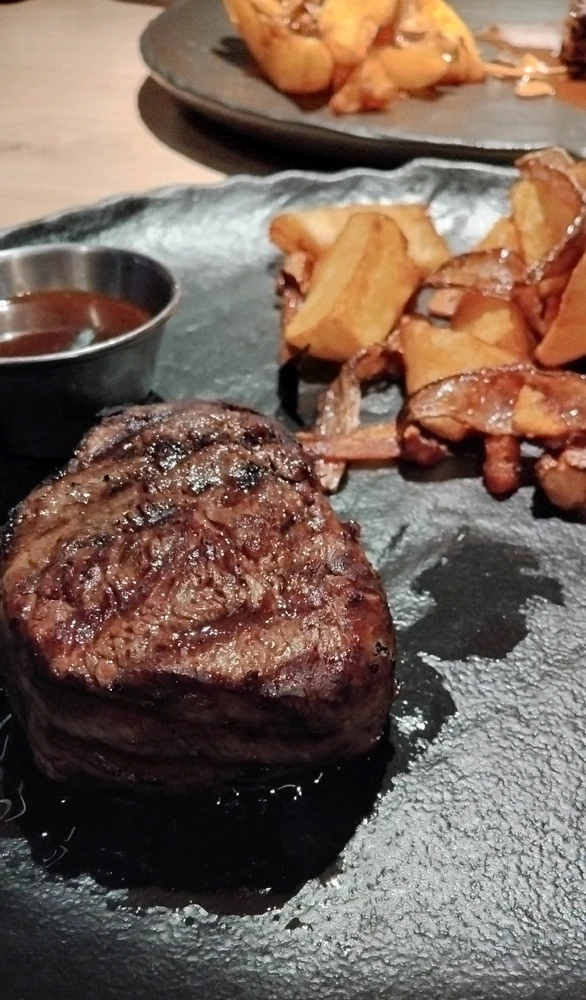 GIF-ը վերբեռնել է Tamara