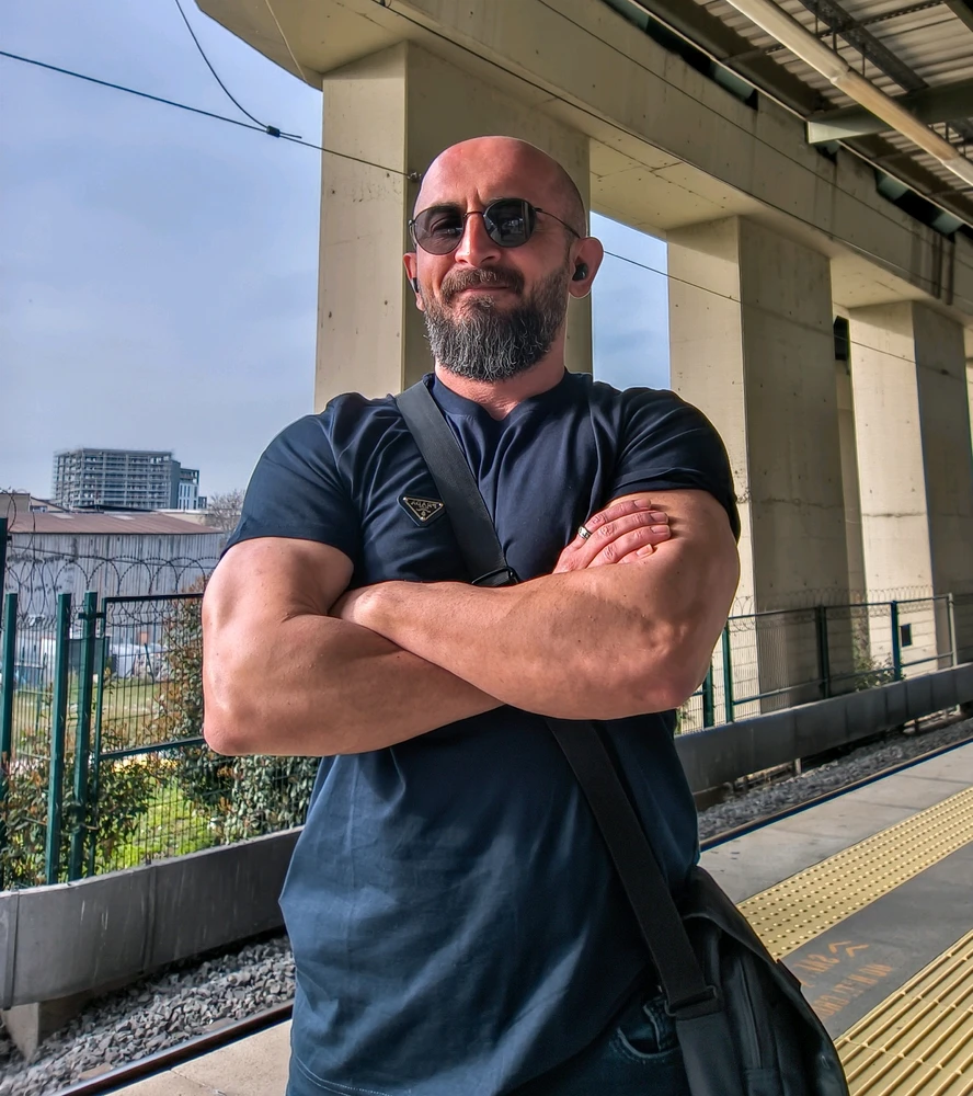 Ümit Koç tarafından yüklenen GIF