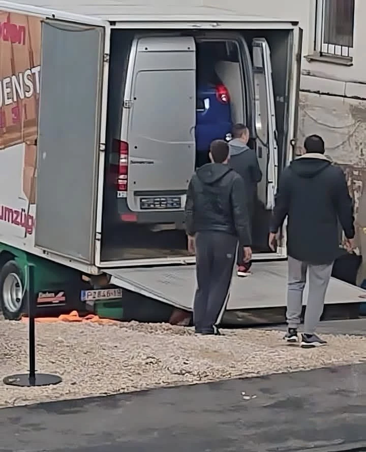 GIF încărcat de Ștefan